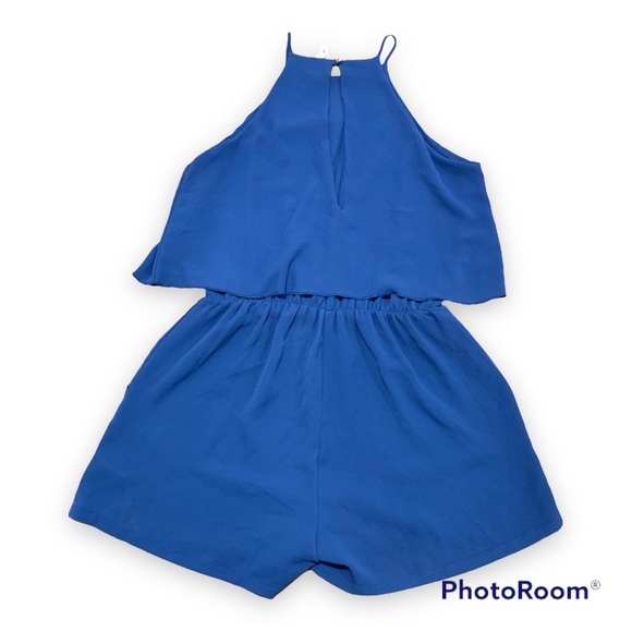 ✨ Blue Sleeveless Romper with Flowy Top and Pocket - Picture 2 of 8